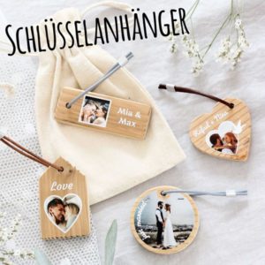 Schlüsselanhänger bedruckt mit Bildern und Texten aus vintage Holz