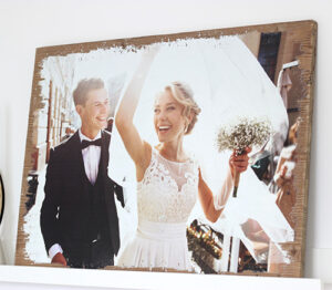 LumberPrint Holzdruck Modern Vintage M - Hochzeitspaar schräges Foto